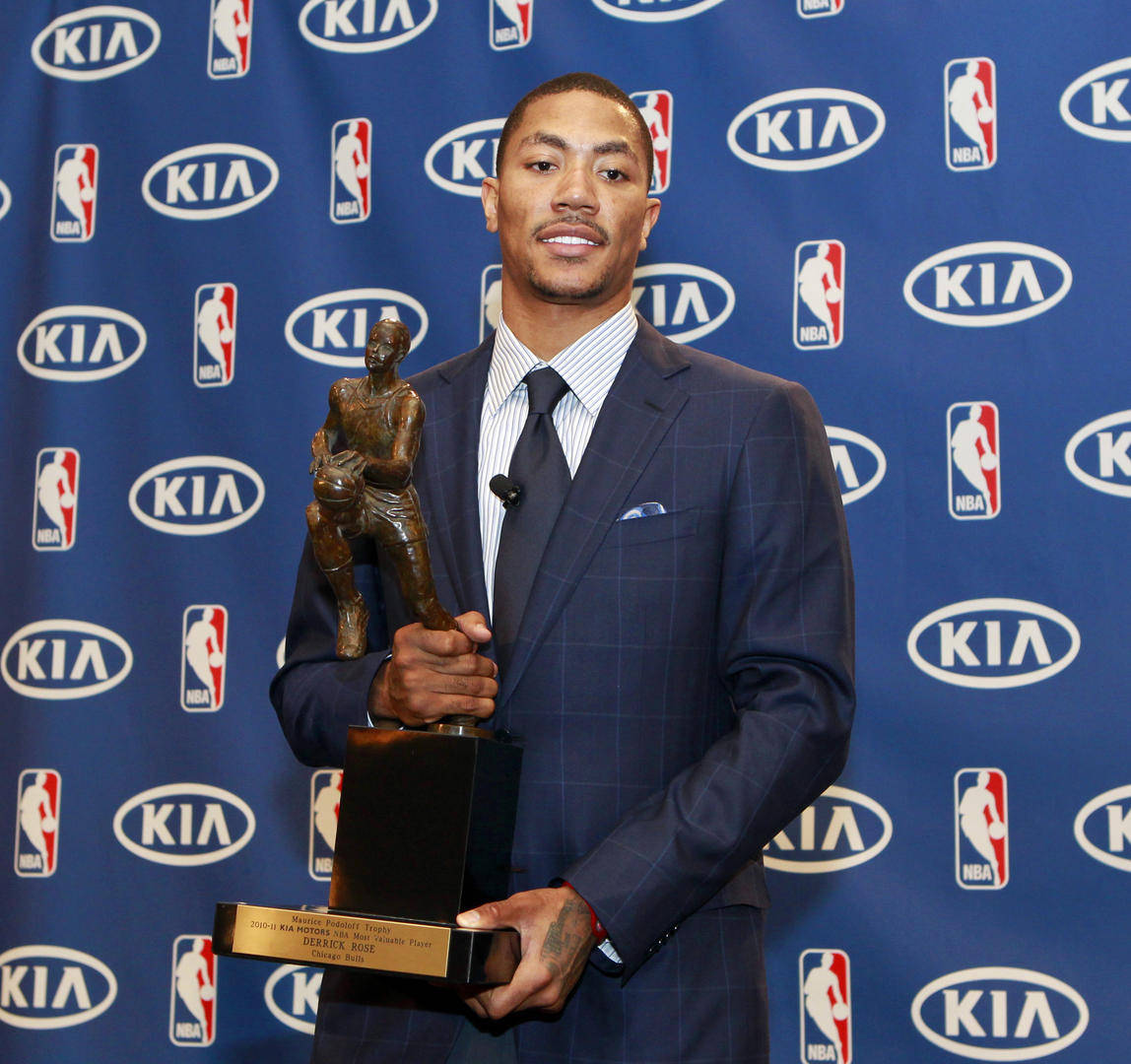 NBA球员被联盟官方评选为本赛季MVP