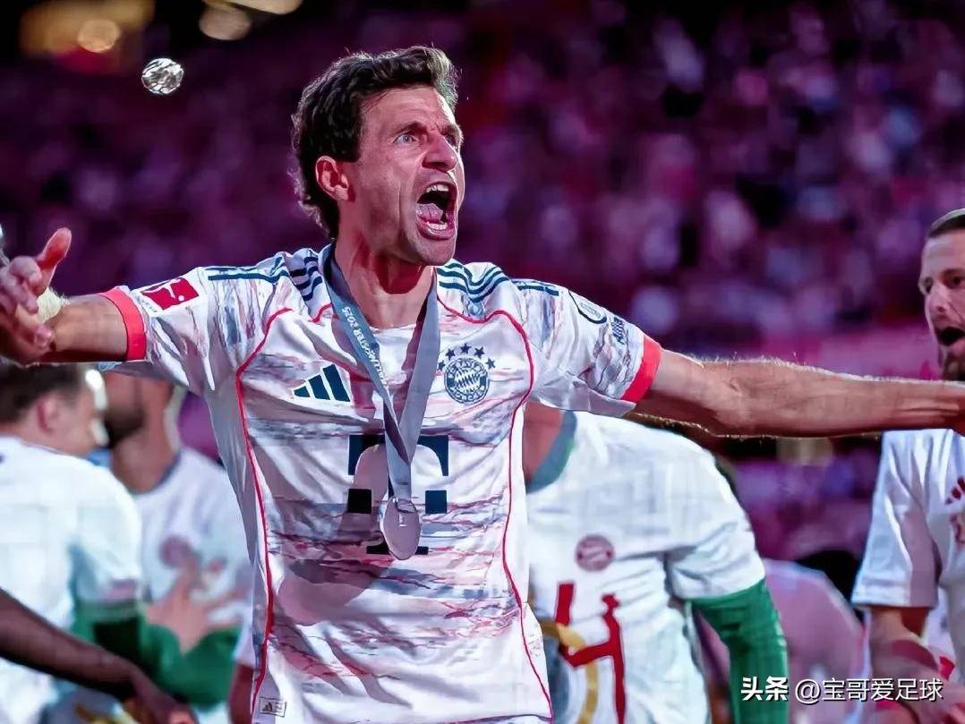 巴西险胜曼联，穆勒刷新纪录